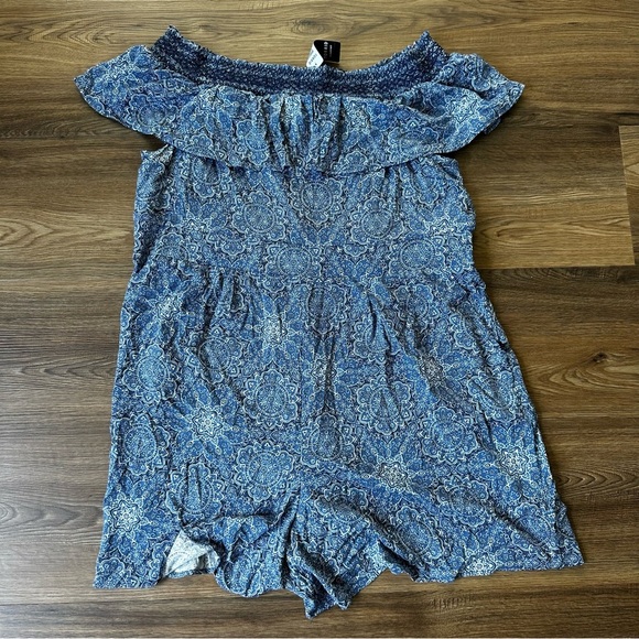 Torrid Challis Off The Shoulder Romper Size 2 2X 18-20 Blue Medallion Stretch - Picture 1 of 11